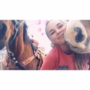 Meet your Posher, Kaylee